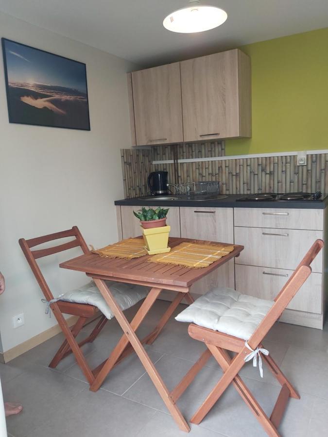 Location Meublee - Les Avirons Apartment Ngoại thất bức ảnh